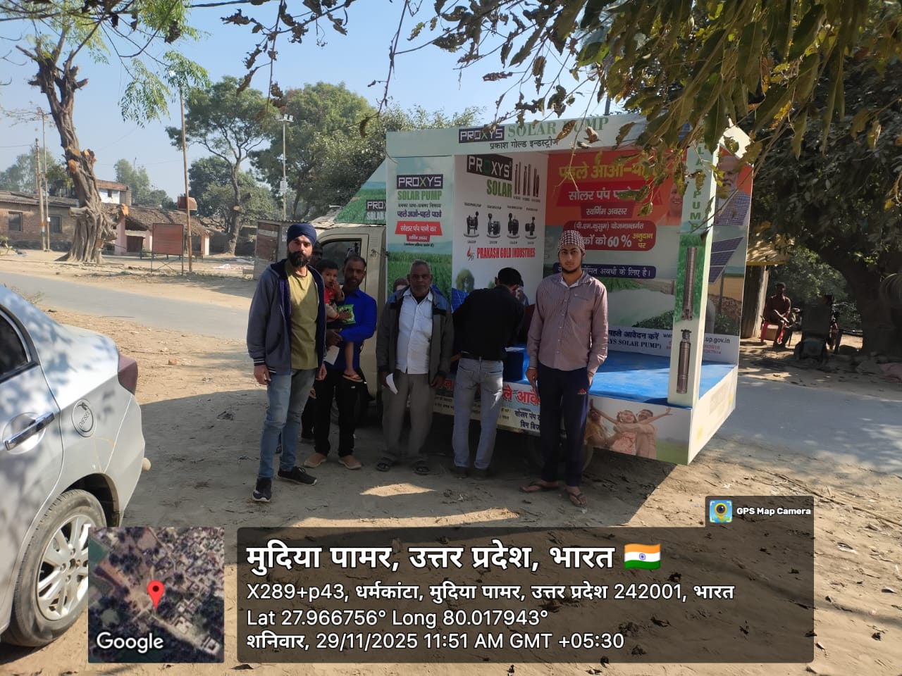 Proxys solar pump mobile display van with farmers, Mudiya Pamar